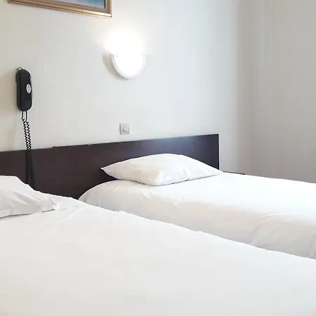 ホテル ラ ヴィエイユ フランス パリ