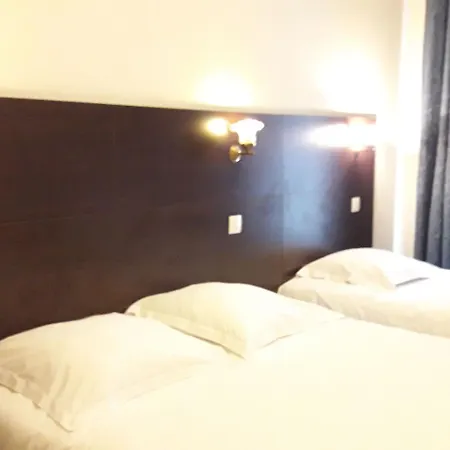 ホテル ラ ヴィエイユ フランス パリ