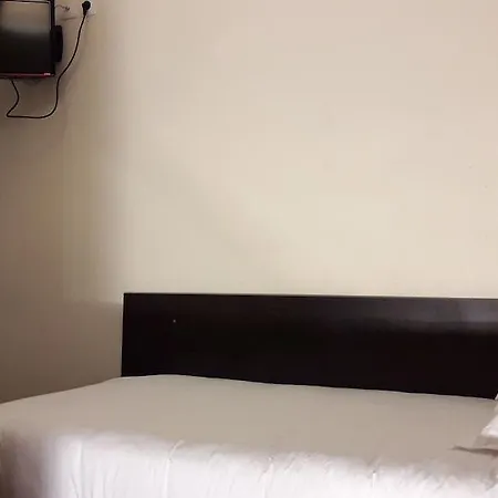 ラ ヴィエイユ フランス ホテル 3*